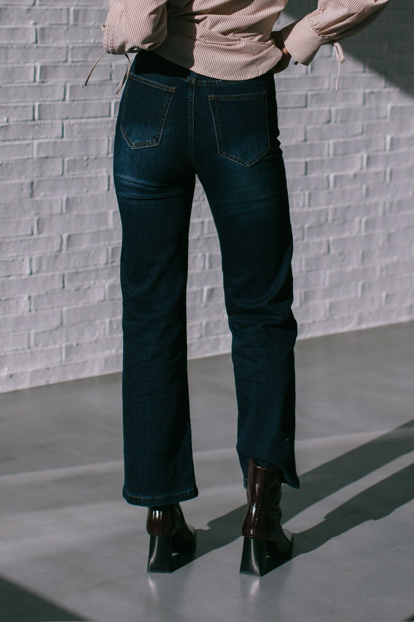 Thumbnail: Country Denim Straight Stretch Jean