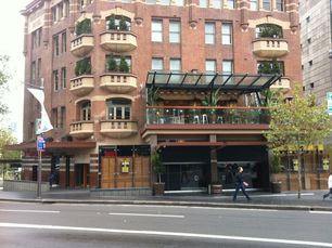 Things to do in Sydney: Hang out at Kings Cross Hotel