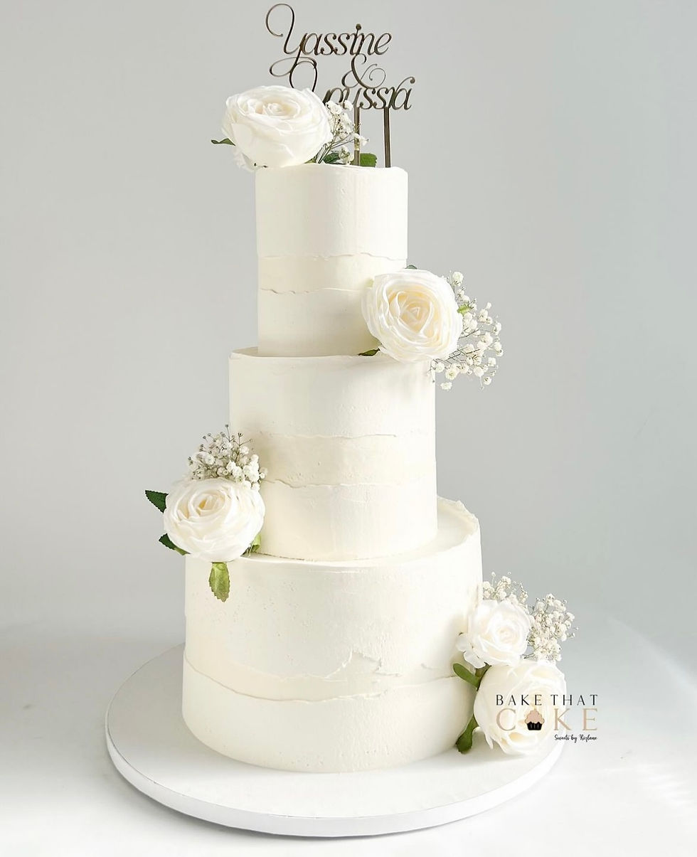 Miniatyrbilde: 3 tier wedding cake