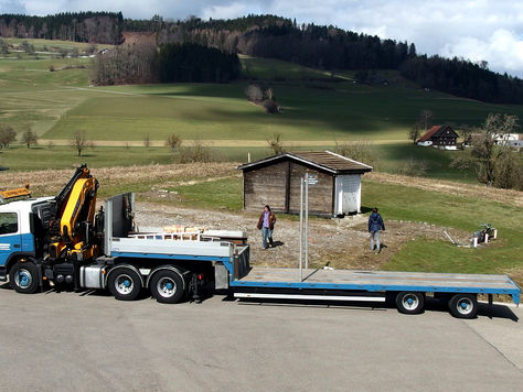 Hundehäuschen vs. Lagerhalle