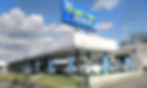 常時40台以上の在庫車と屋根付展示場で品質管理を追求しています。