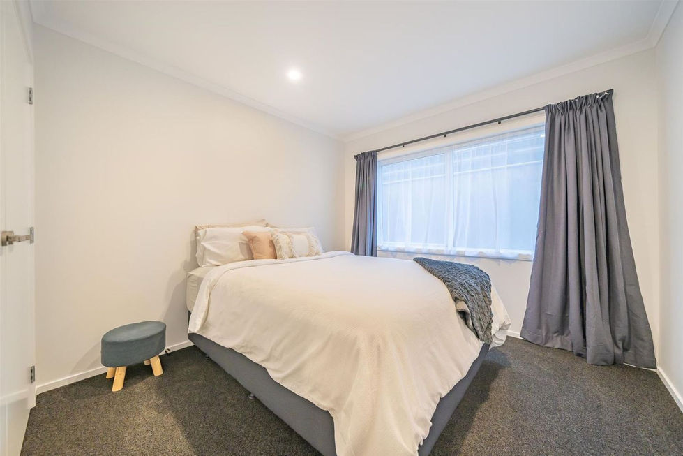 9 jack vaughan grove bedroom
