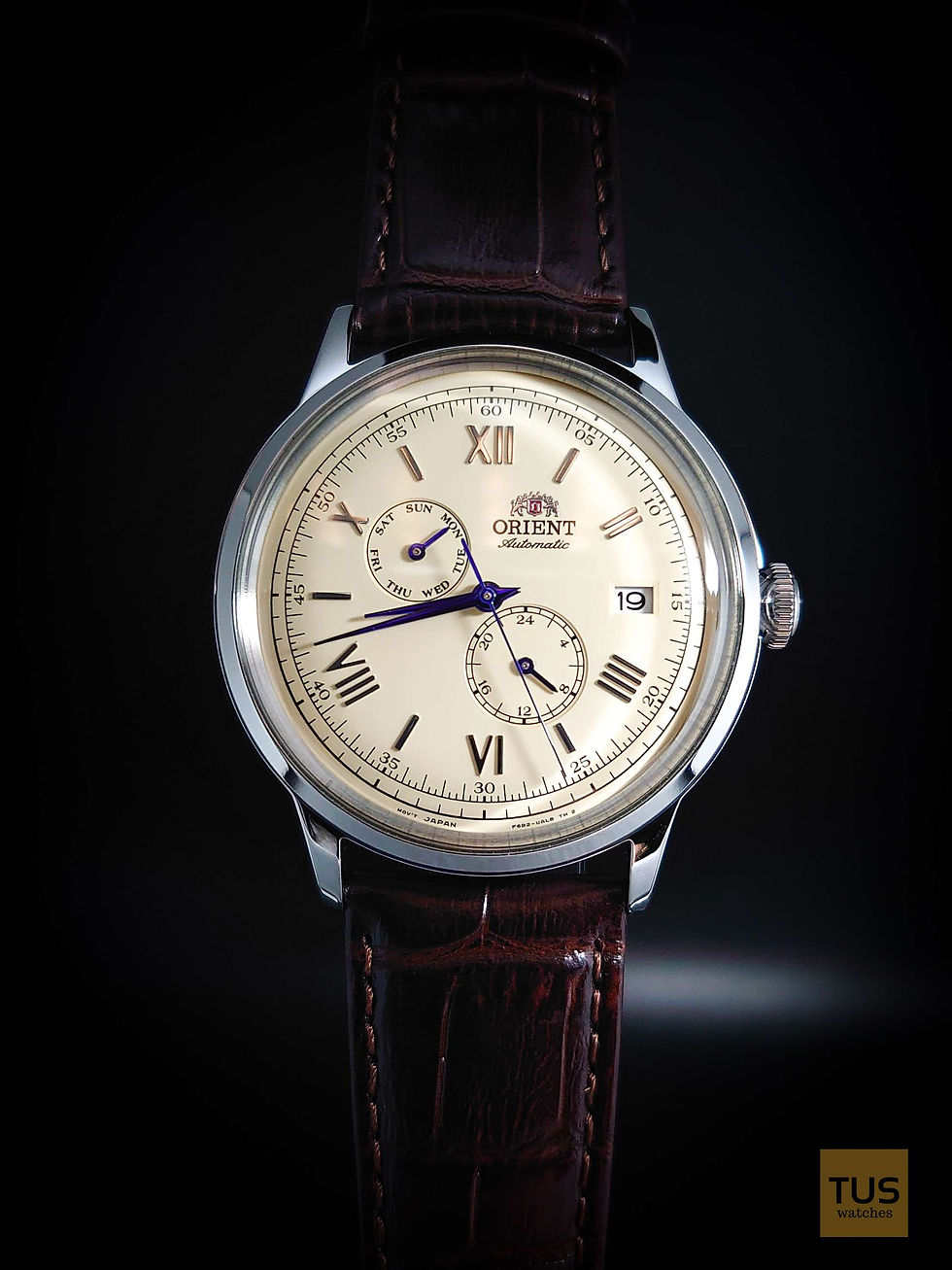 Thumbnail: Orient Bambino Multi-Dial Cream RA-AK0702Y30B Automatic Men's Watch