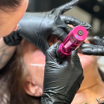 pratiquee tatouage magic lips
