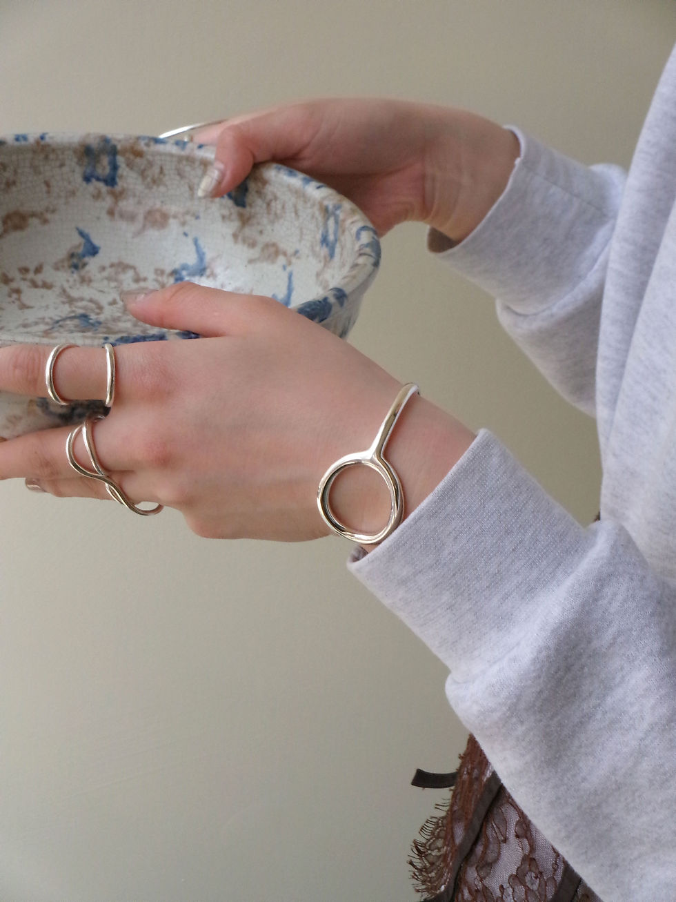 Thumbnail: Balancing Object Ring