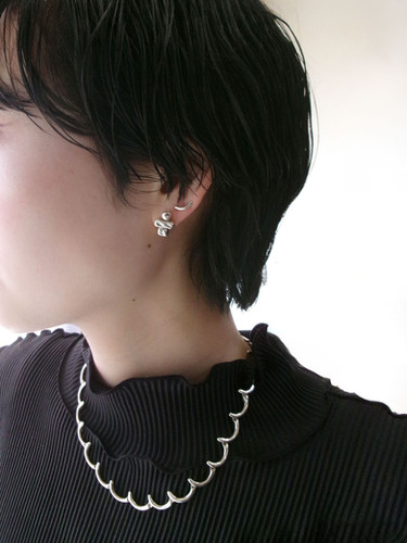 wavy frill necklace | eat