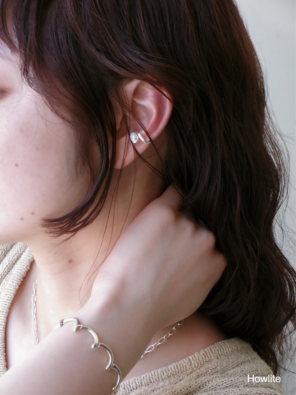 サムネイル： natural stone ear cuff