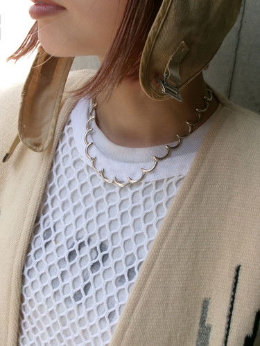 wavy frill necklace | eat