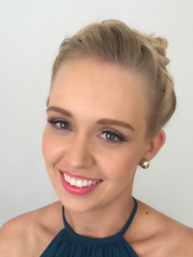 Porcelain Face Makeup Artistry Hair Style and Makeup Gallery