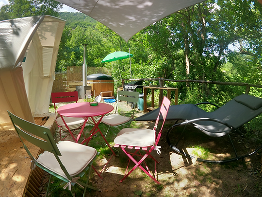 Camping Fontpédrouse | Hébergement insolite - Dôme étoilé - Vue extérieure