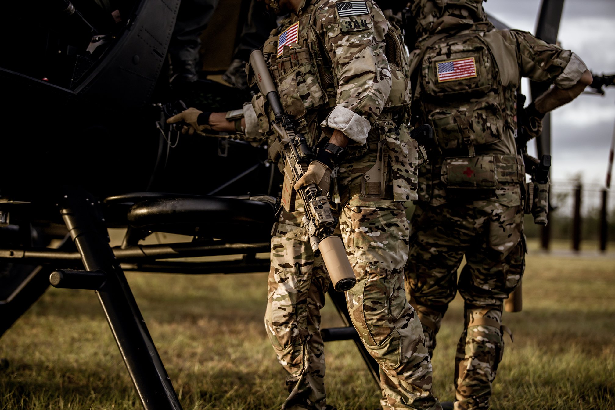 Service members wearing tactical armor and carriers — ITEN Defense