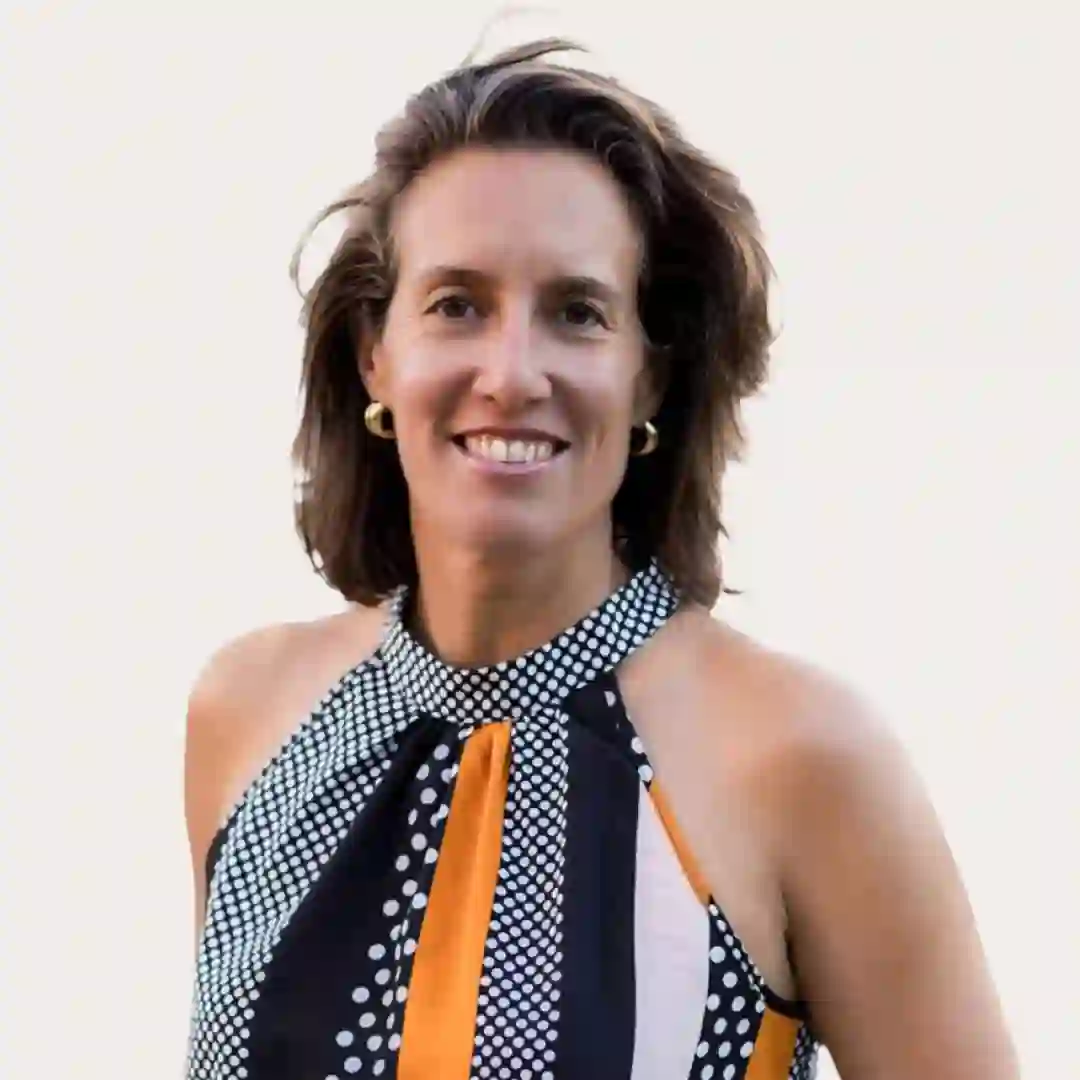 Portrait d'une femme souriante
