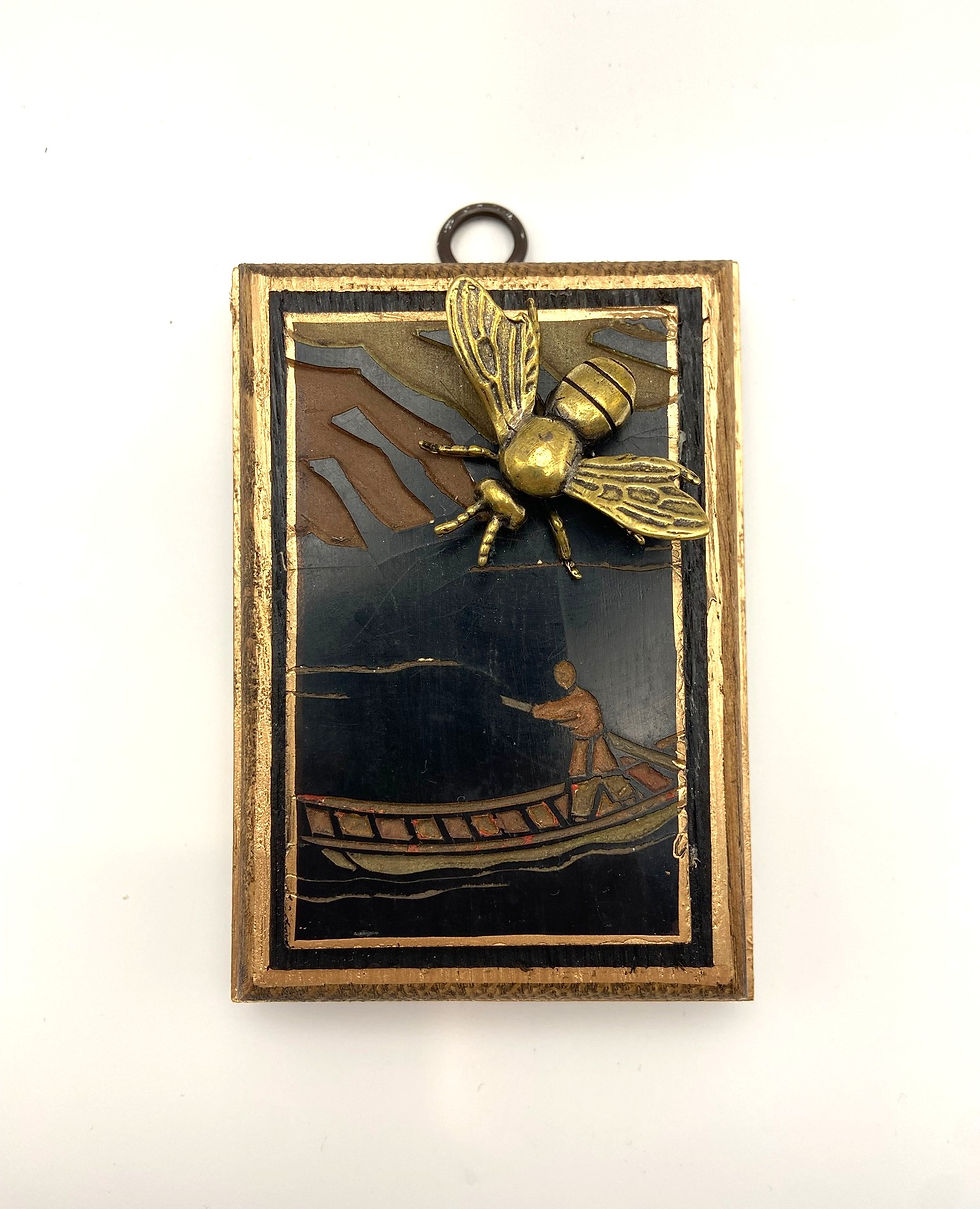 Thumbnail: Museum Bee by Trace Mayer