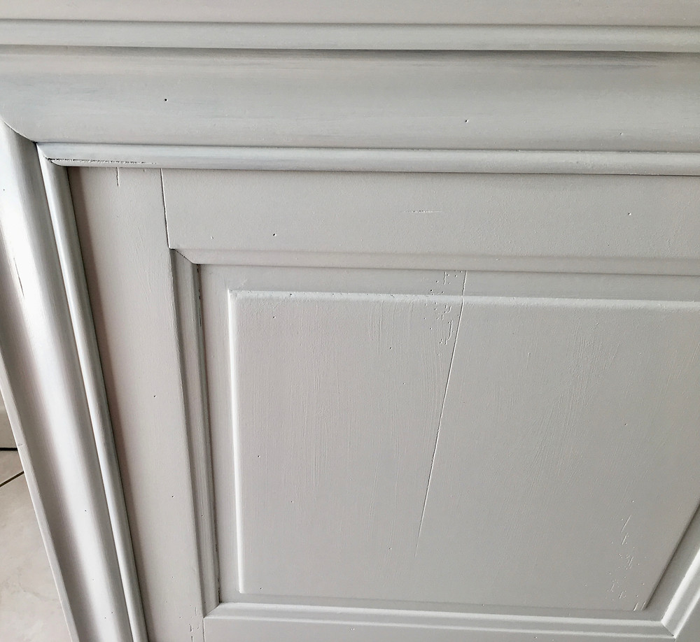 détail de porte du buffet relooké