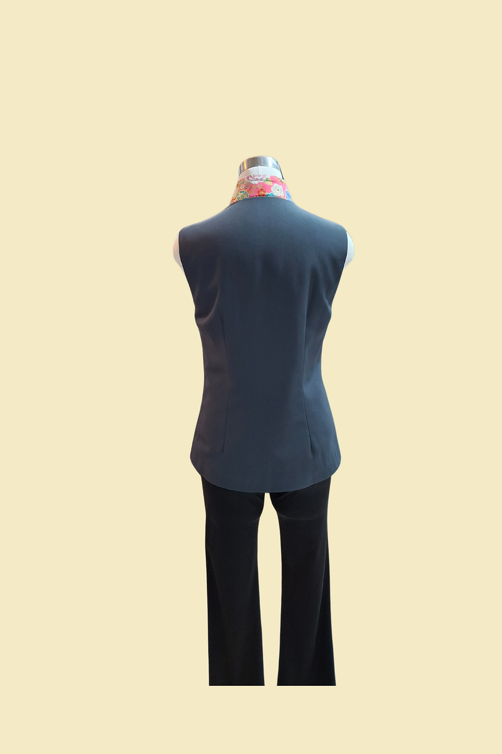 Thumbnail: 粉紅玫瑰拼布背心 Pink Rose Patchwork Vest L-008
