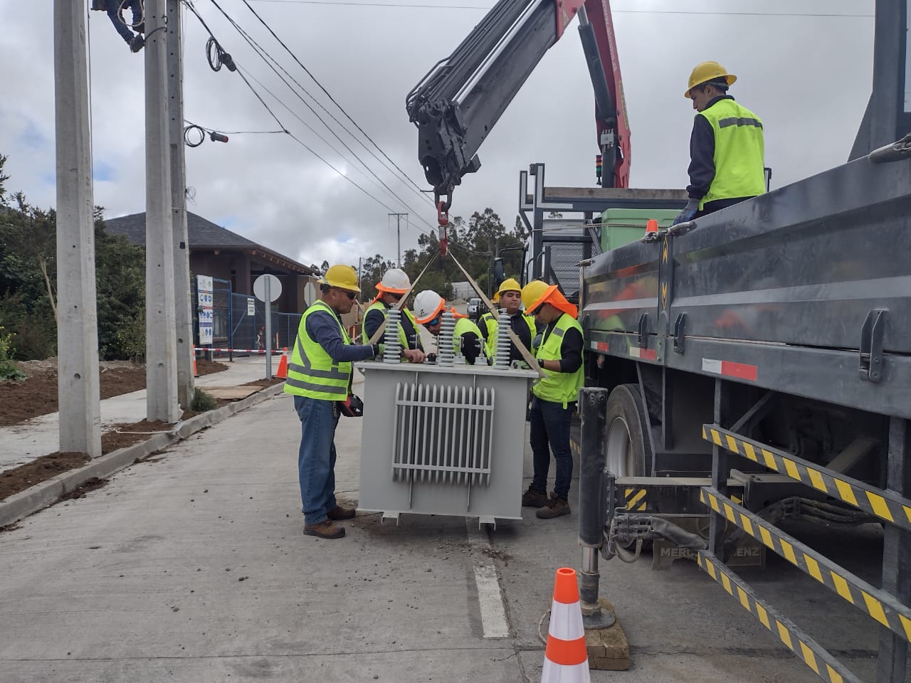 Proyecto Altavista — instalación eléctrica red MT/BT, Energiko