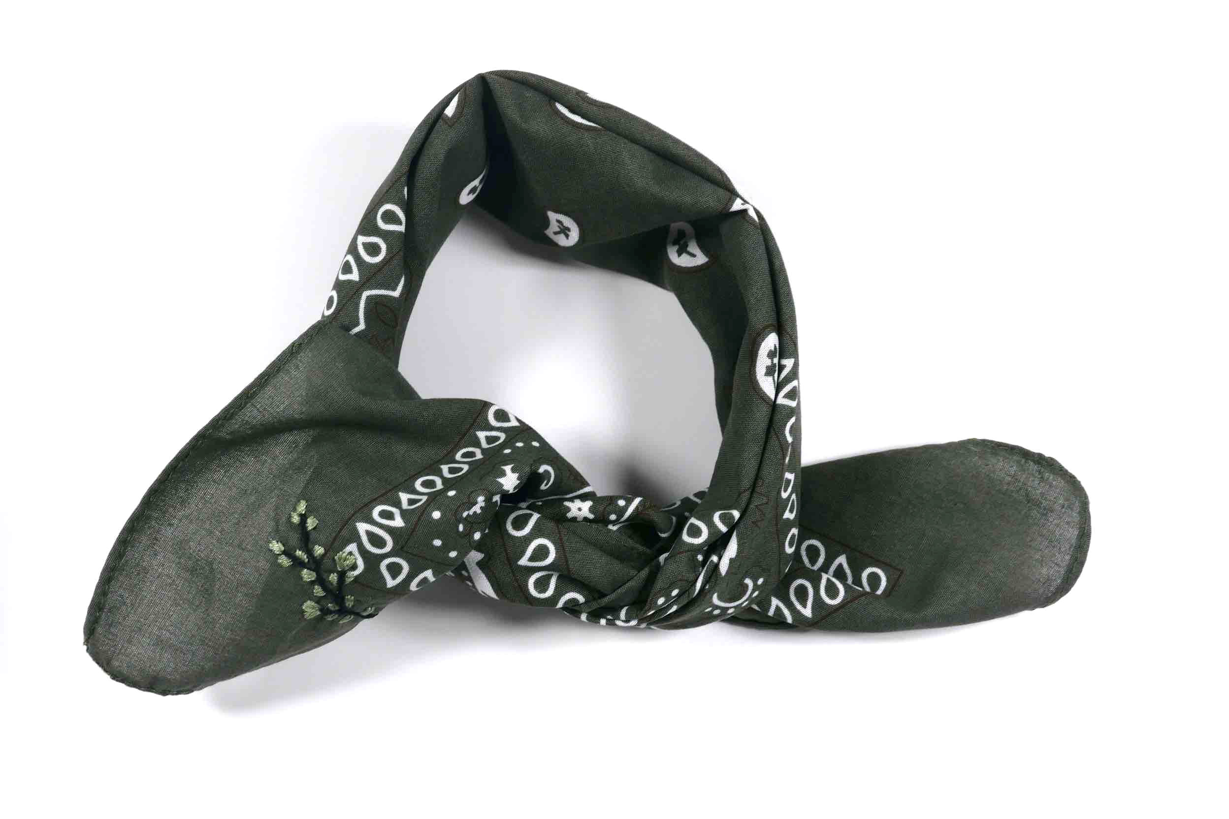 Bandana in oliv mit Stickerei, Ansicht 1