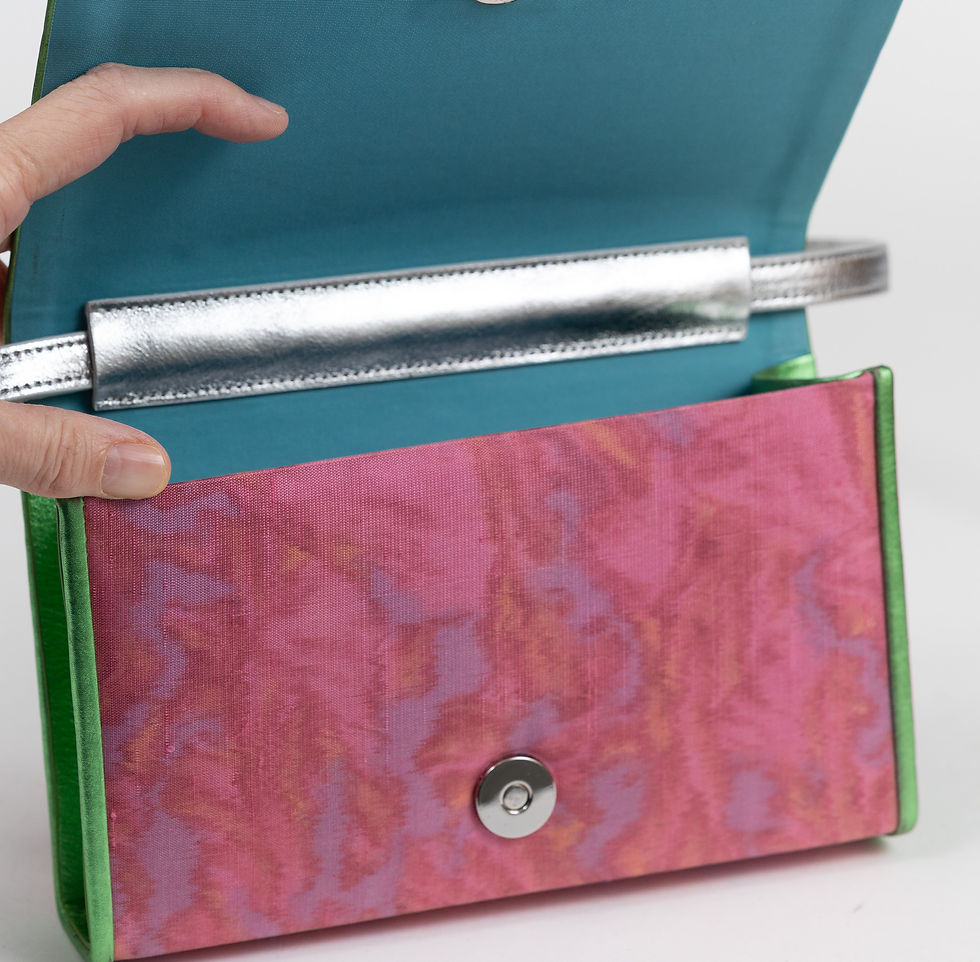 Thumbnail: Perla in Rose-Pink with Metallic Green and Silver Leather