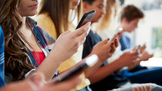 Think Before You Post: A Social Media Self-Check for Teens
