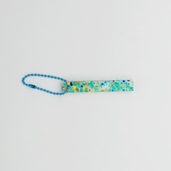 Thumbnail: green mini ruler