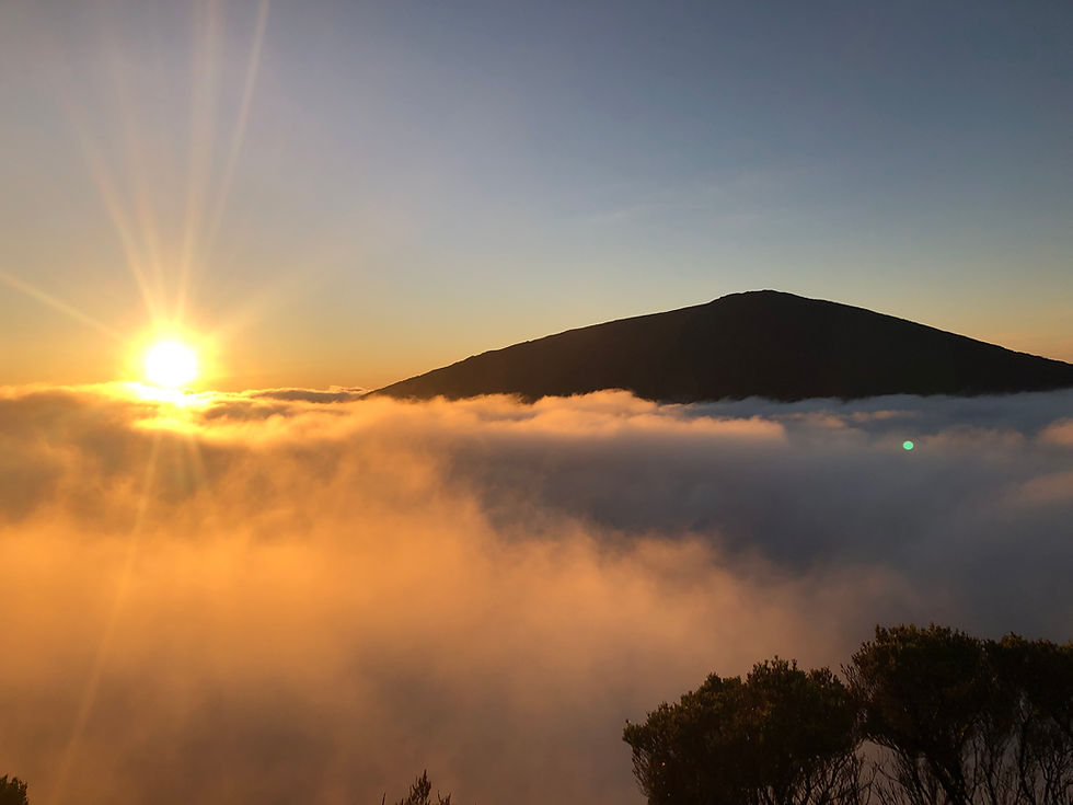 Levé de soleil sur la Fournaise