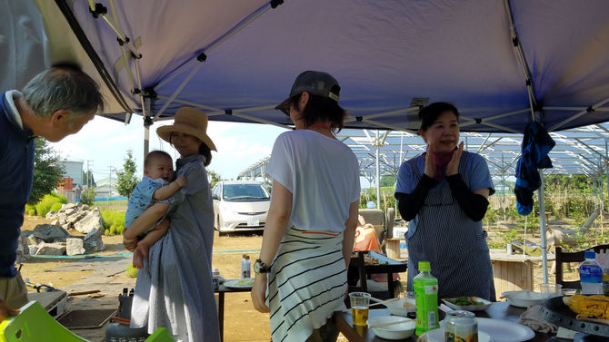 テントの下は、兎に角涼しい！姪っ子も参戦
