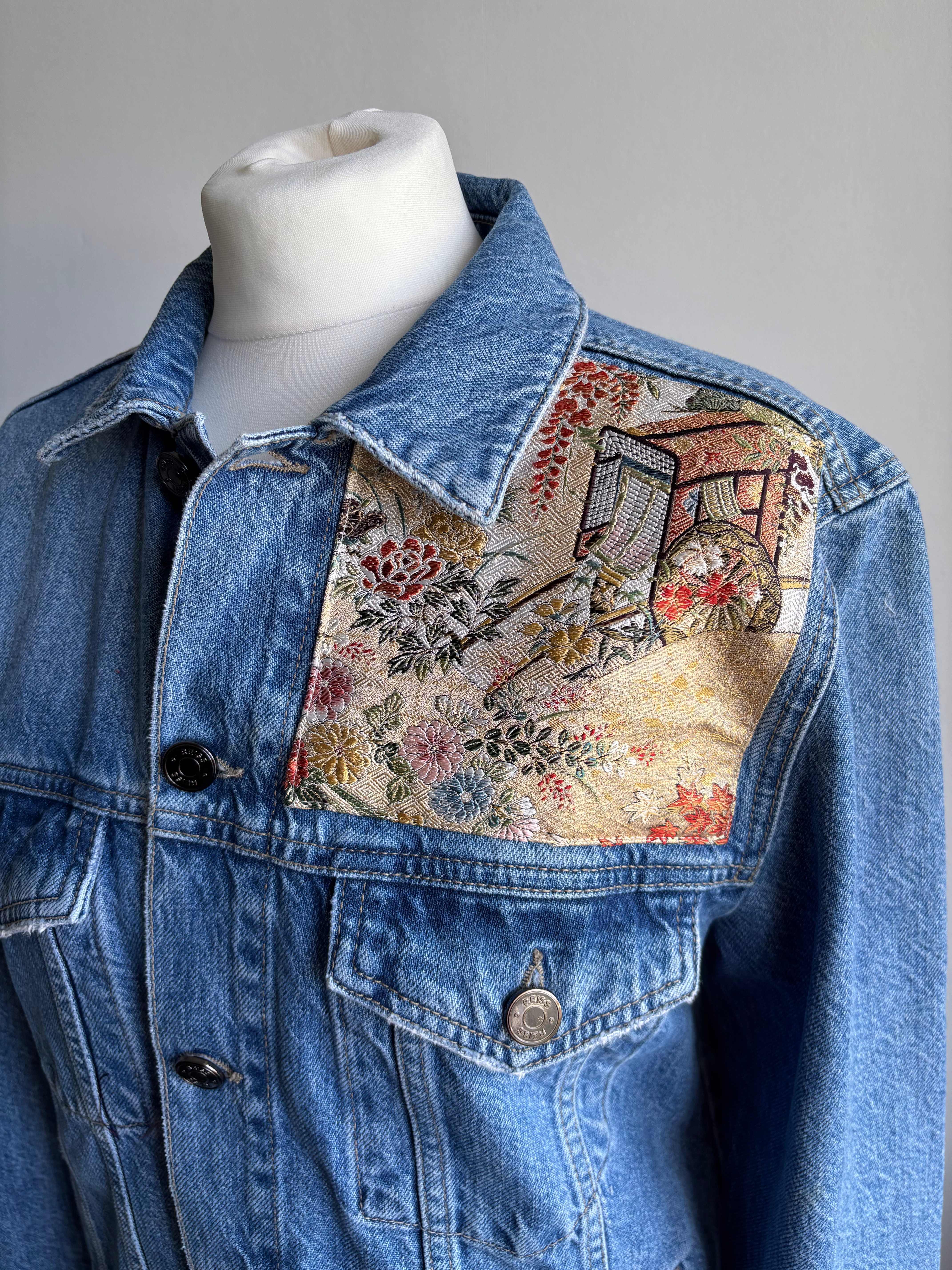Golden Heian Garden Vintage Silk Kimono Jacket/ 平安柄のデニムジャケット