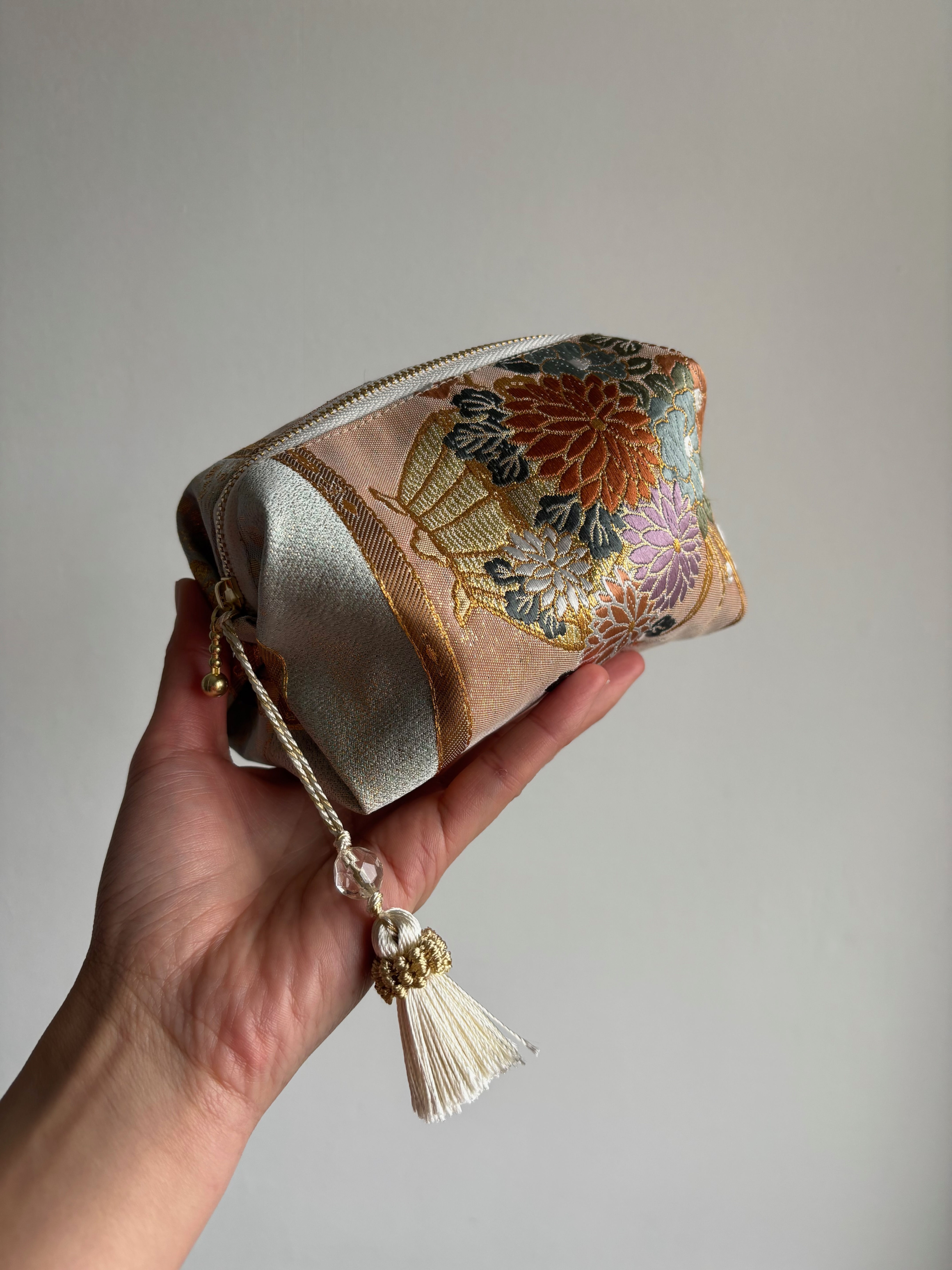 Golden Pastel Chrysanthemum Vintage Silk Kimono Boxed Makeup Pouch / 菊の化粧ポーチ