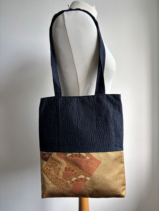Pine and Flowing Water Vintage Silk Kimono Tote Bag / 松と流水のトートバッグ