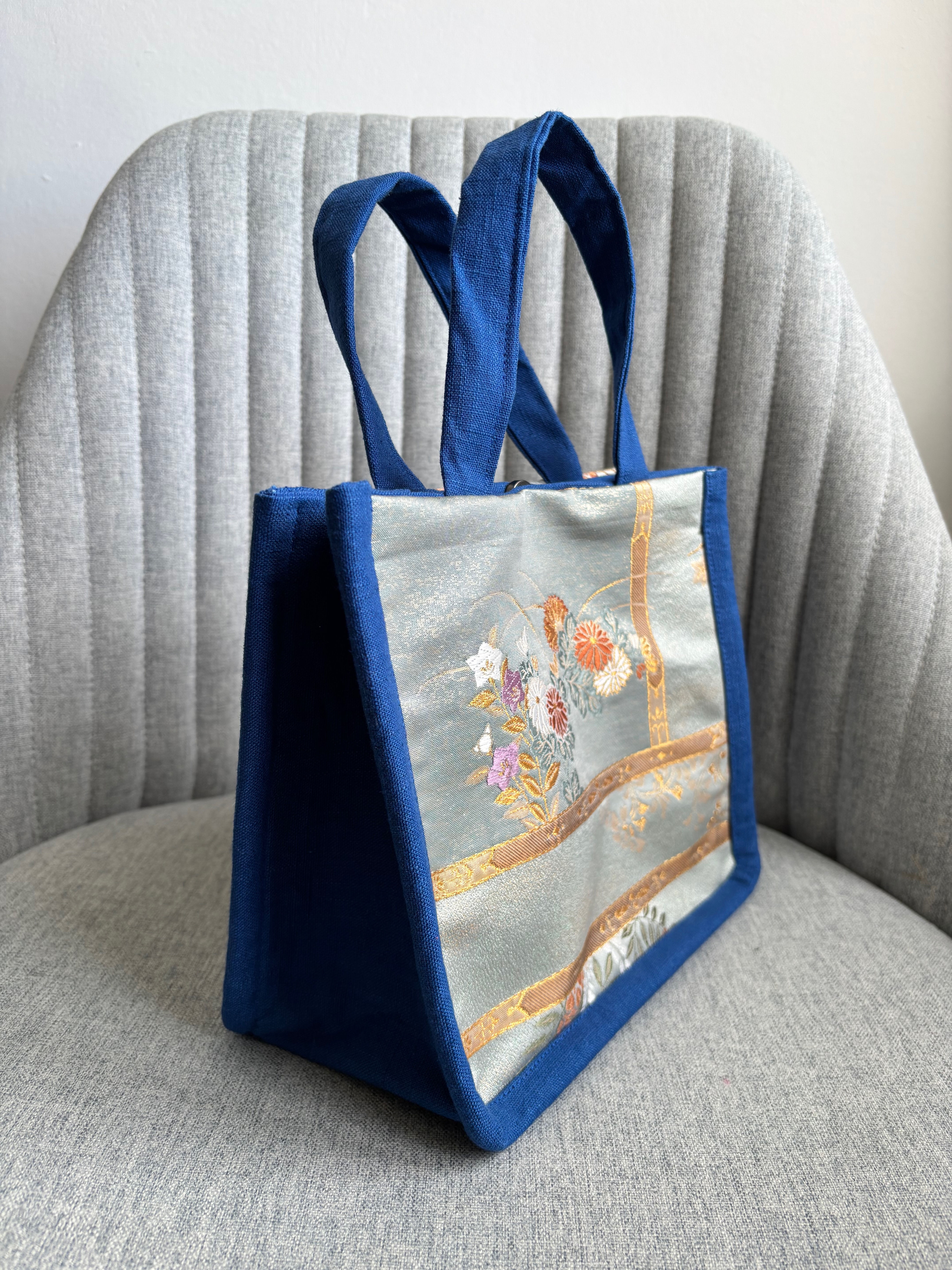 Royal Blue Golden Flower Basket Vintage Silk Kimono Lunch bag/花籠のランチバック