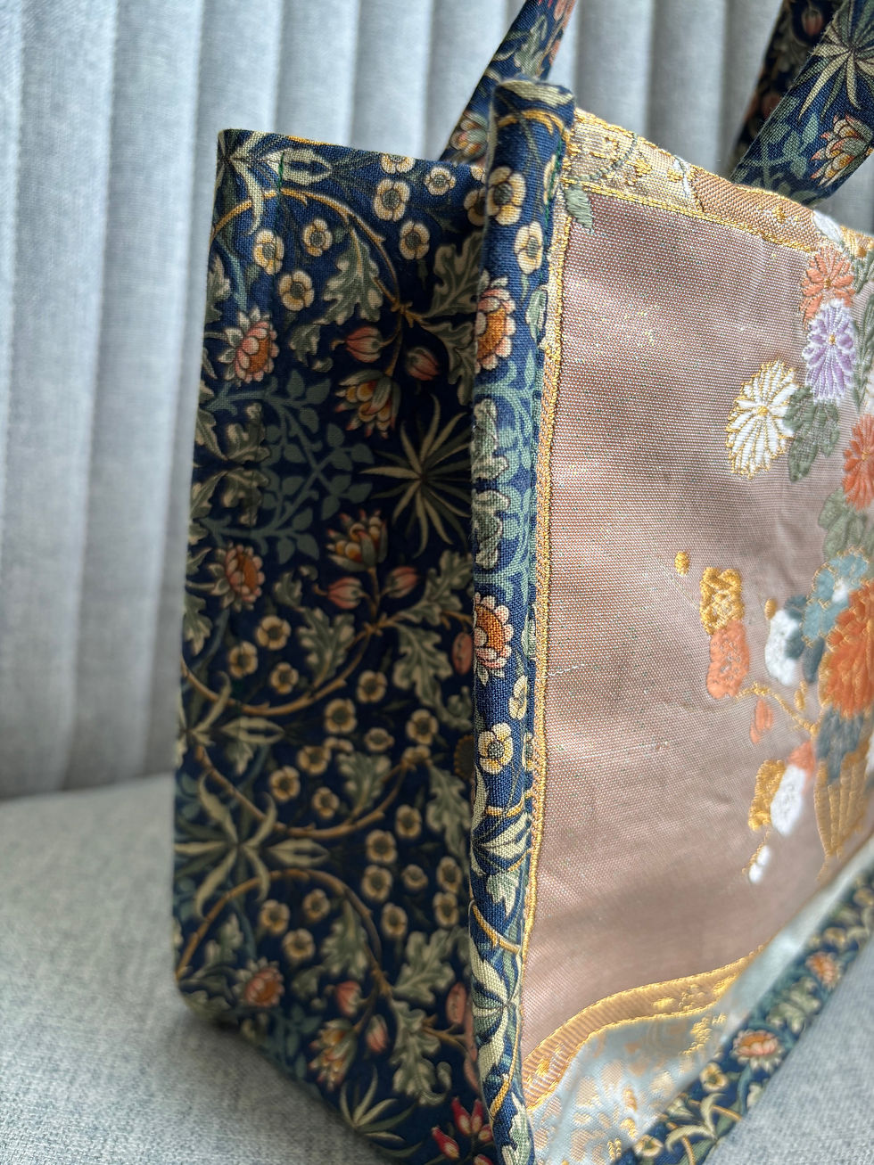Thumbnail: Royal Blue Golden Flower Basket Vintage Silk Kimono Lunch bag/花籠のランチバック