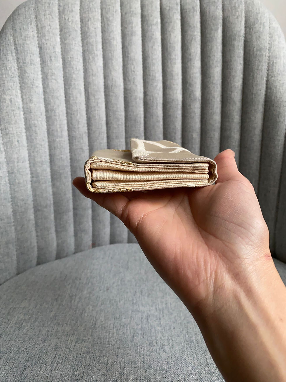 Thumbnail: Golden Bamboo Vintage Silk Kimono Cardcase/竹のカードケース