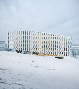 Create a stunning visual of your exterior office space with our modern render visualization service. Get realistic images featuring any winter setting you desire with our state-of-the-art rendering technology. Make your architecture stand out and wow potential clients today.