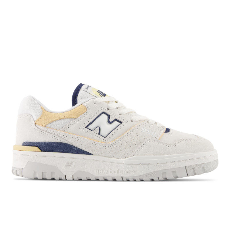 New Balance 550 Sneakers for Women in Sea Salt/NB Navy/Raw Sugar BBW550AB