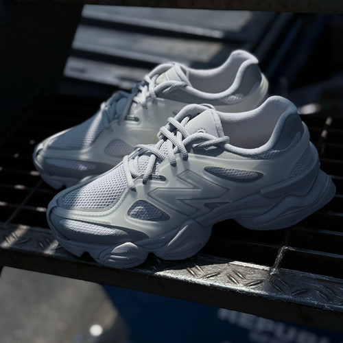 Y New Balance 9060 