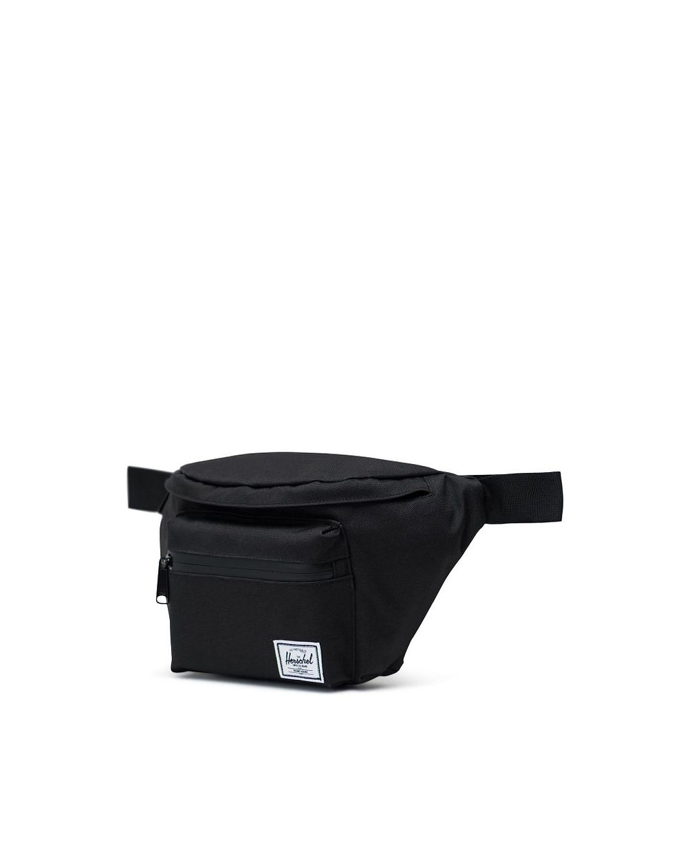 Herschel Seventeen Crossbody bag in black