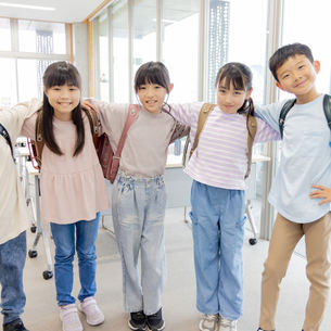 【飯塚 習い事】春から何始める？🌸「できた！✨」が増える子どものスクール特集（公文✏️・ボウリング🎳・スケート⛸️）
