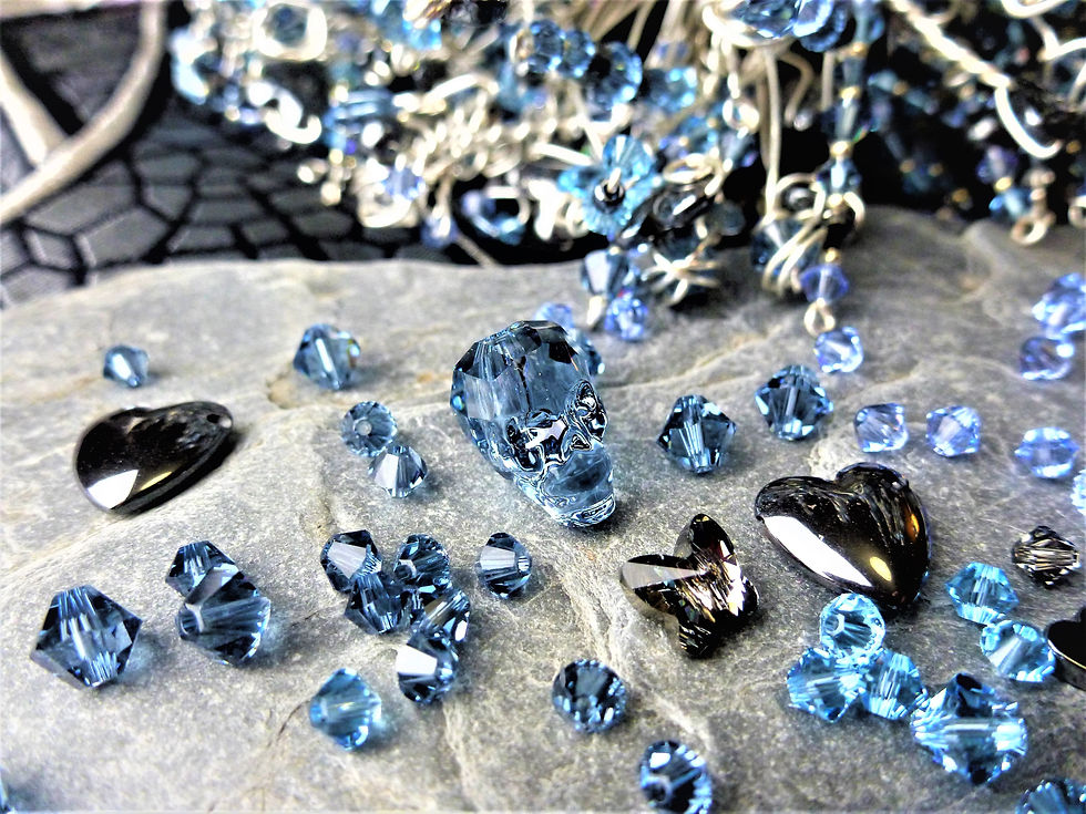 Thumbnail: Icy Swarovski & Hematite Bouquet