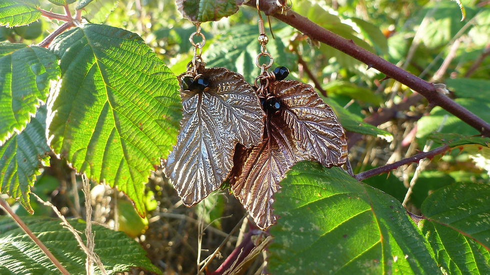 Thumbnail: Copper Blackberry Leaf