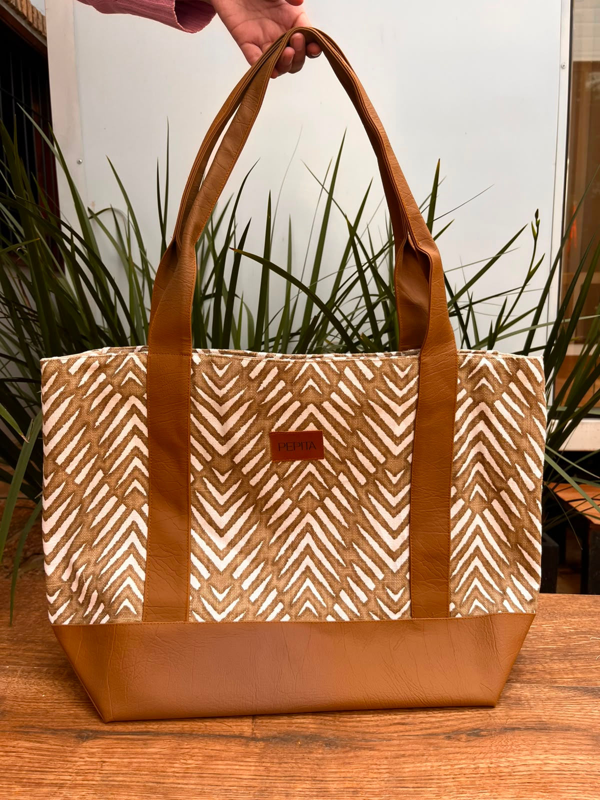 TOTE BAG