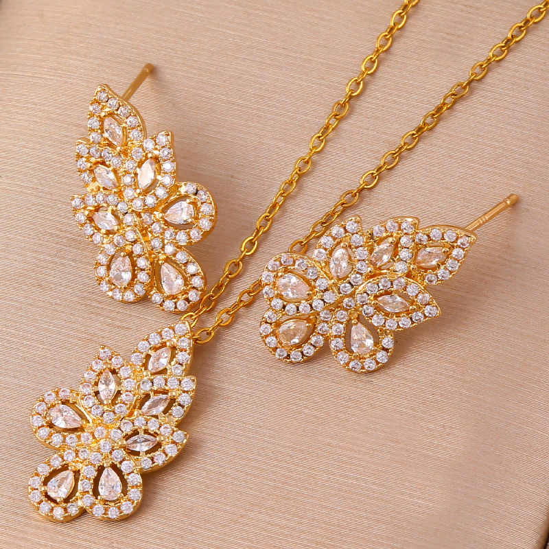 Thumbnail: Luxurious Diamond-Filled Floral Set, Gold Diamond-Encrusted Necklace and Earring