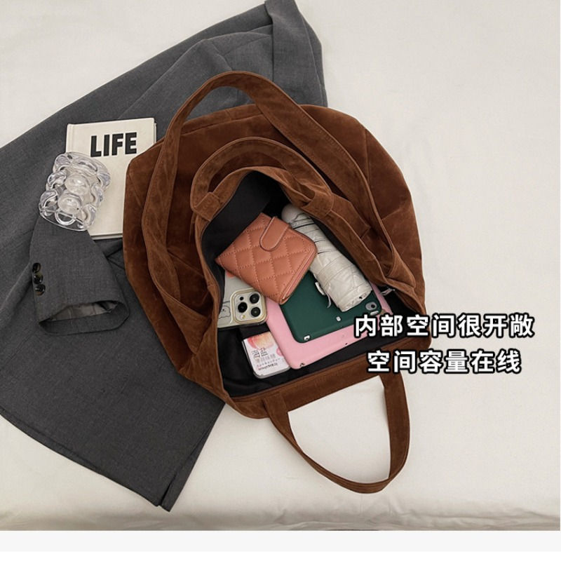 Thumbnail: Women's Tote Bags 2026 New Fashion Suede Vintage Large Shoulder Crossbody Bag fo