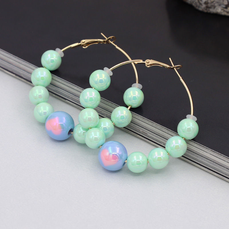 Thumbnail: Earrings for Women Accessories 2026 New Fashion Round Beads Love Heart Colorful