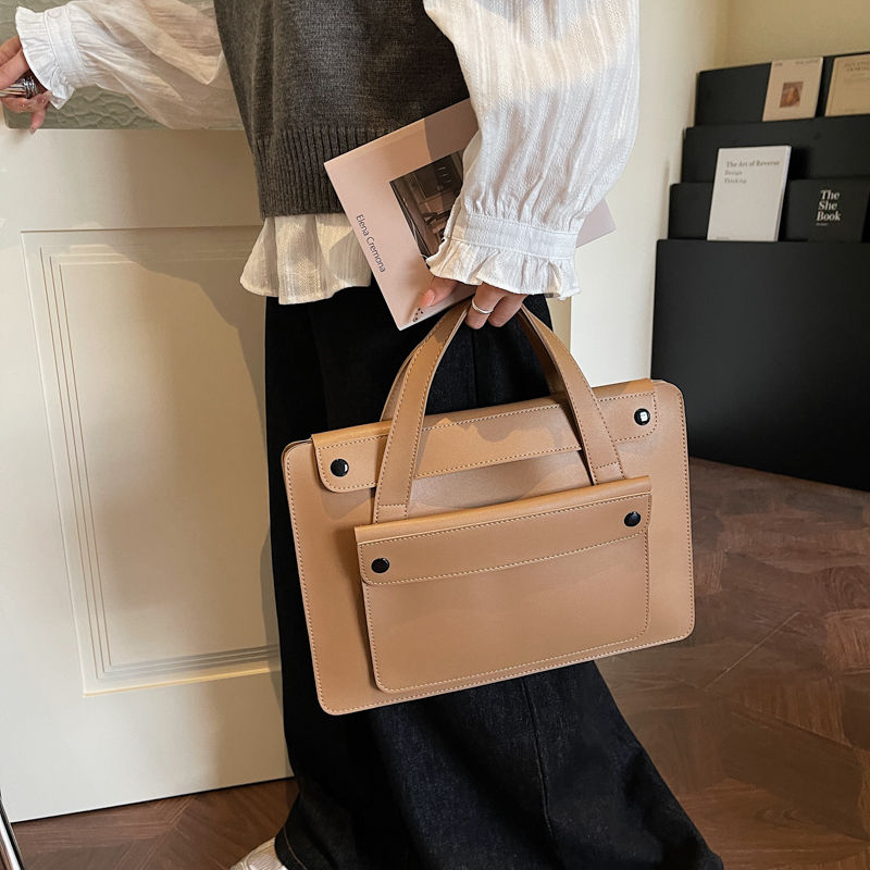 Thumbnail: Portable Laptop Bag Size 14.2inch X 9.8inch Fashion iPad Air Bag Solid Pu Leathe