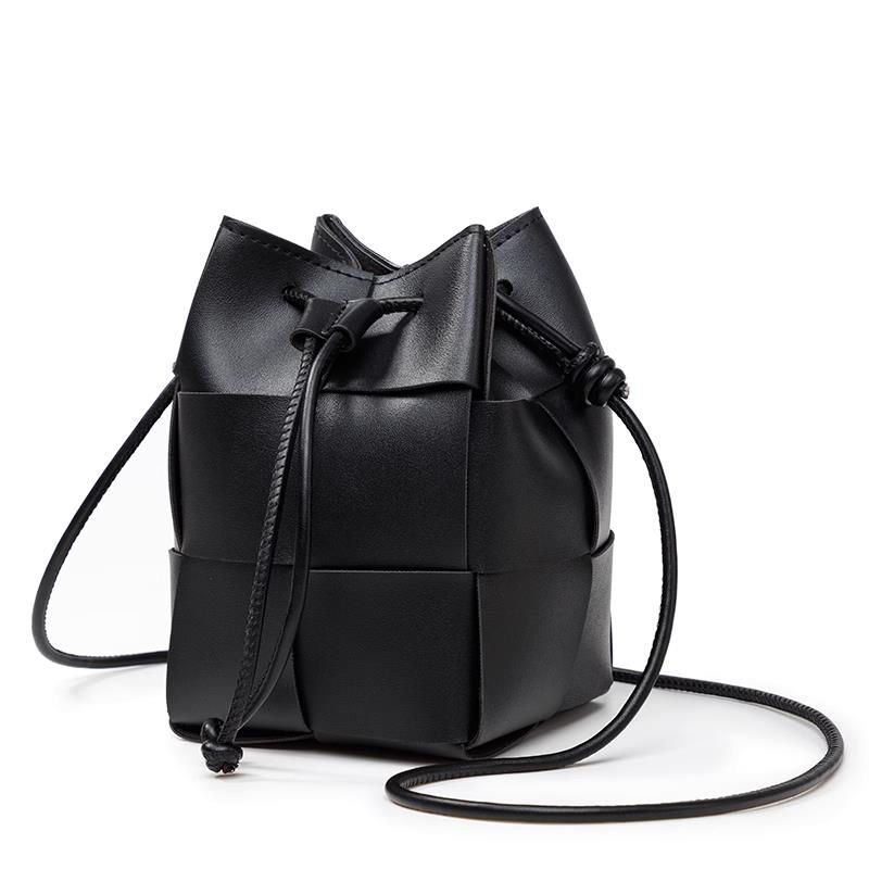 Thumbnail: Women Weave Handbag Small  Drawstring Woven Bucket Bags Shoulder Messenger Bags