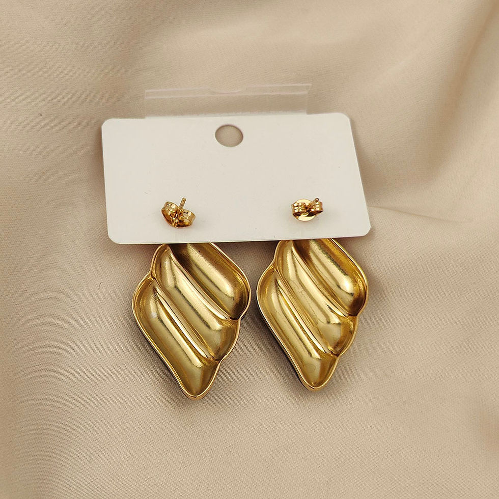 Thumbnail: Charming diamond colored enamel gold-plated 18K women's earrings, high quality w