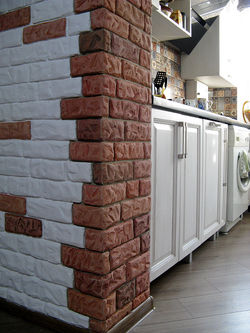 La brique décorative dans la cuisine