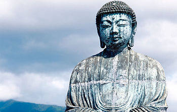 statue