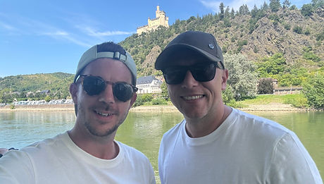 Tom and Dom on the Rhine
