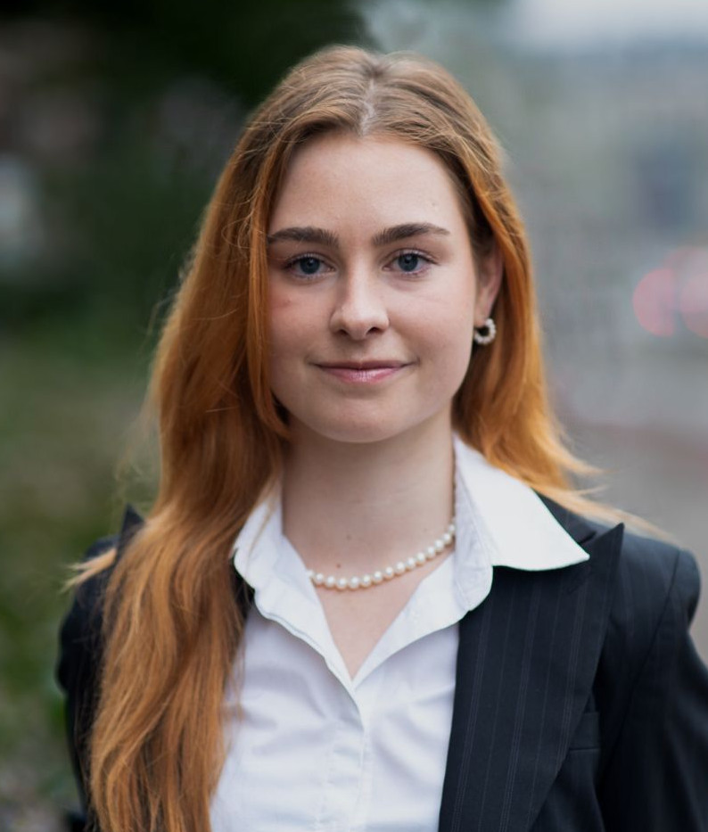 emma individual photo.jpg